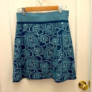 Title Nine pull on skirt, elastic waist. 70% cotton/30%poly knit